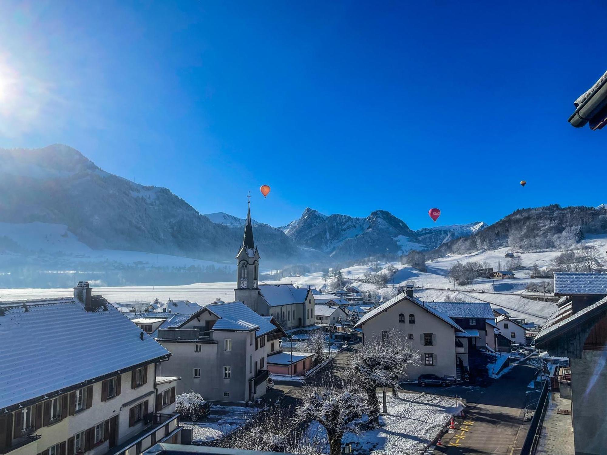 Auberge De L'Ange Albeuve Eksteriør bilde