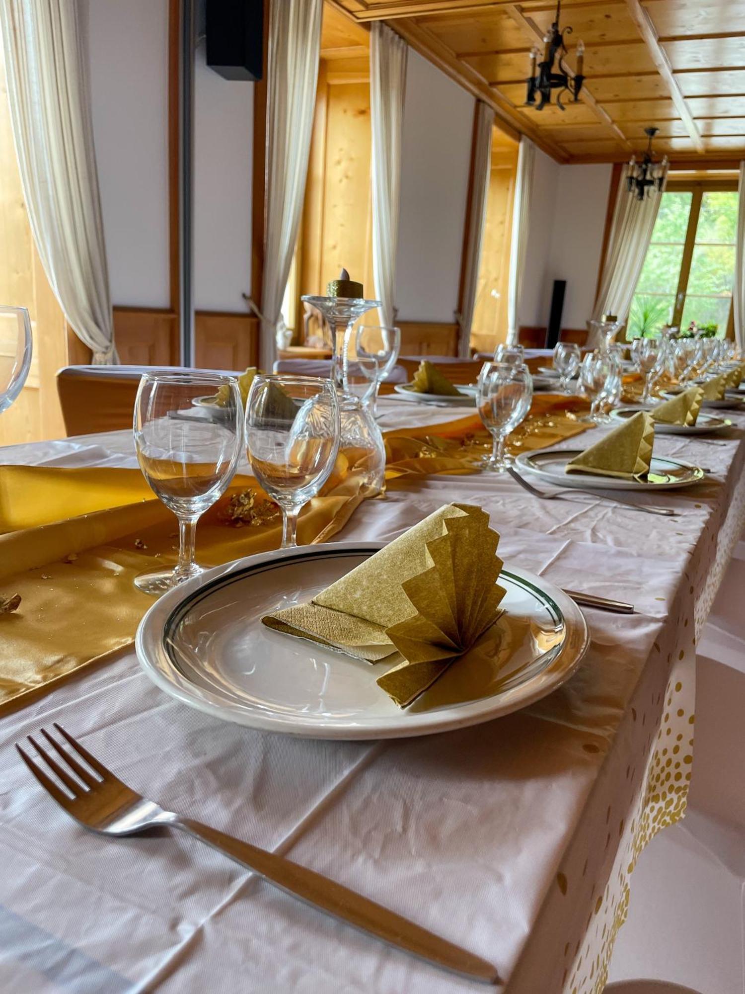 Auberge De L'Ange Albeuve Eksteriør bilde