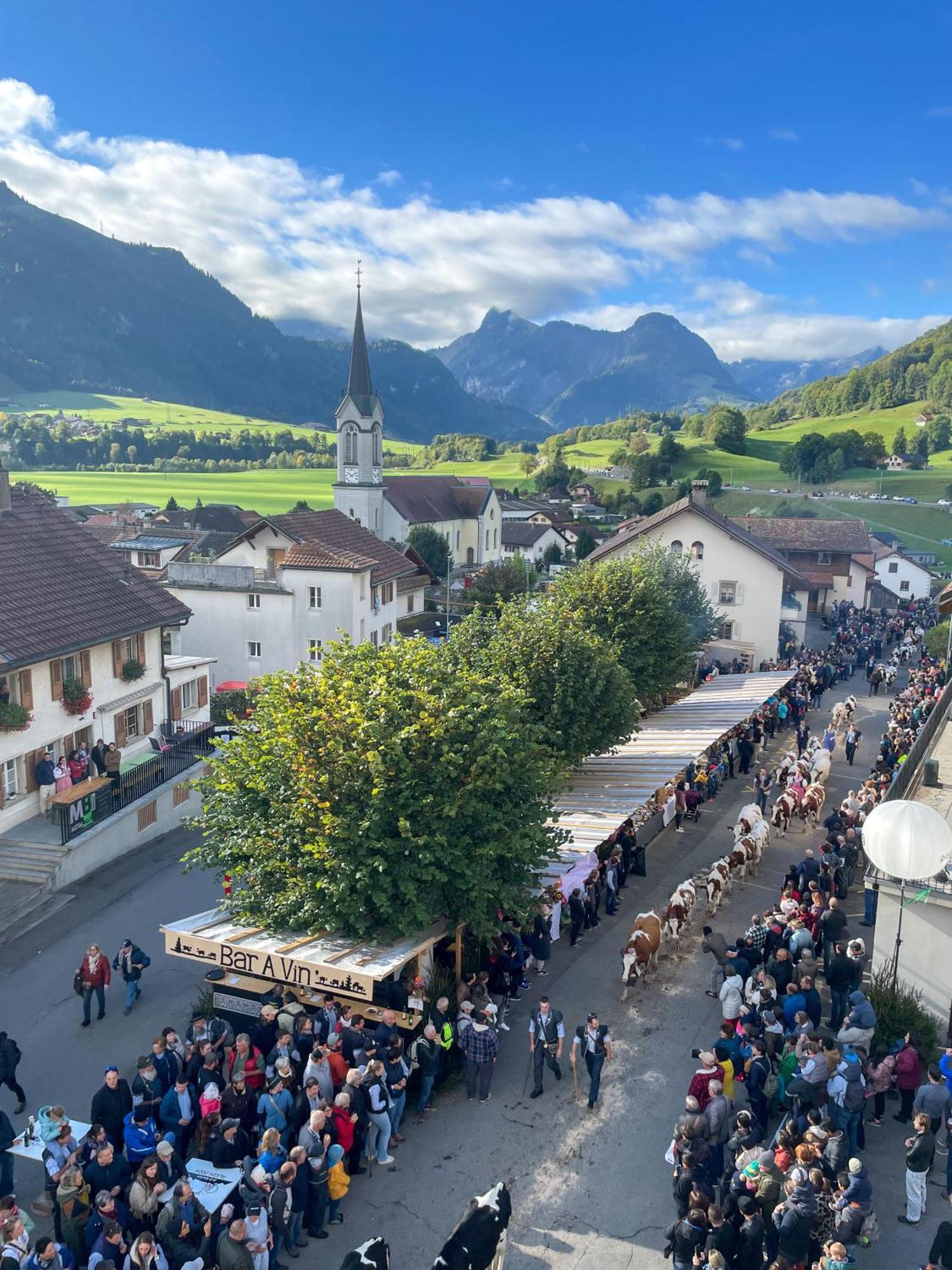 Auberge De L'Ange Albeuve Eksteriør bilde