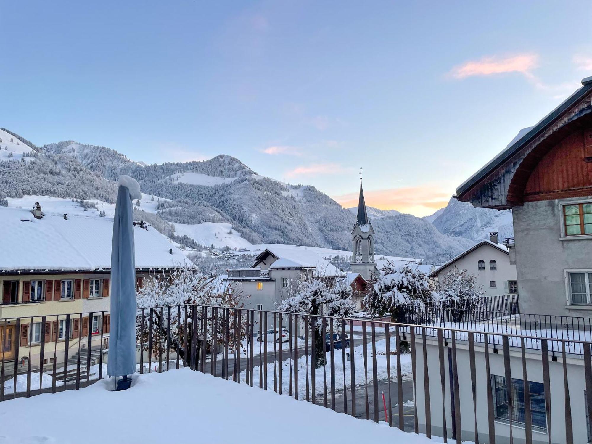 Auberge De L'Ange Albeuve Eksteriør bilde