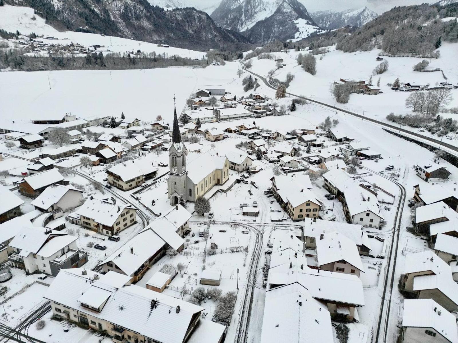 Auberge De L'Ange Albeuve Eksteriør bilde
